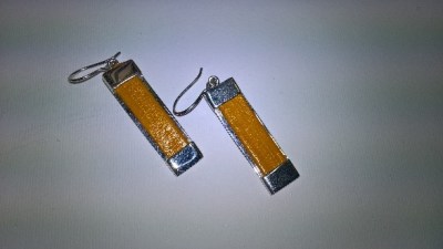 Orecchino in pelle di anguilla 